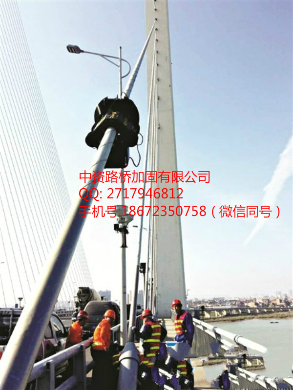 【工程案例】长江二桥体检机器人上阵做检测 在湖北系首次