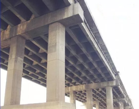 【案例分析】海南省某大桥主车道T型梁加固